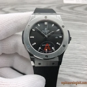 Hublot Classic Fusion Black Dial Rubber Strap Men Automatic Swiss Clone 1:1