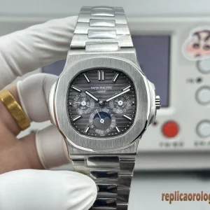 Patek Philippe Nautilus Grey Dial Metal Bracelet Swiss Automatic 1:1 Clone