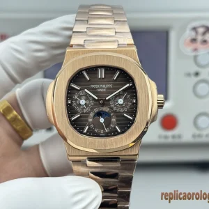 Patek Philippe Nautilus Oro Rosa Quadrante Nero Orologi Replica Bracciale Acciaio 904L Automatico Uomo Orologio Clone 1:1