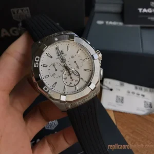 Tag Heuer Aquaracer Quadrante Bianco Orologi Replica Cinturino in Gomma Uomo Movimento Automatico Orologio Clone 1:1